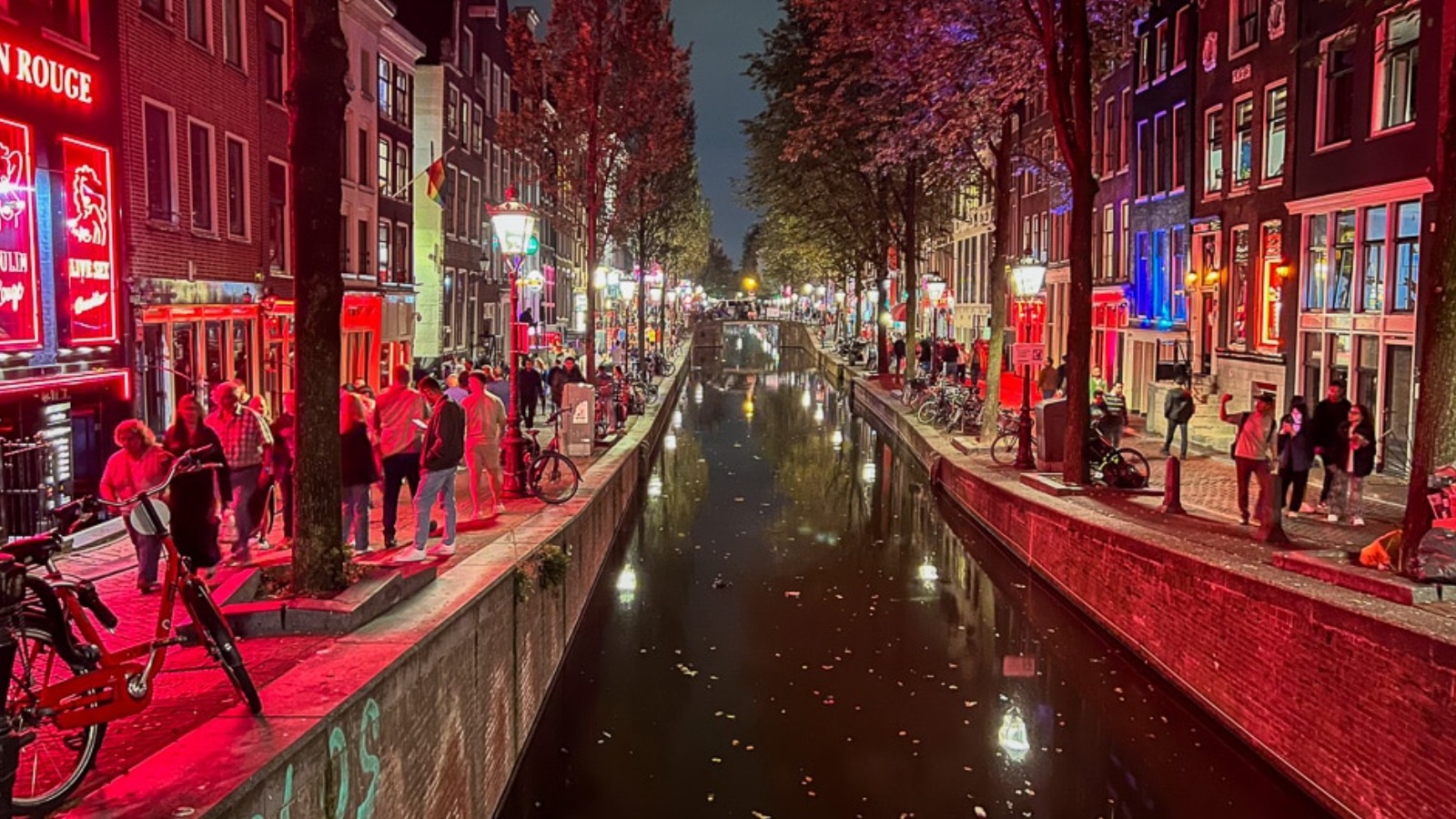 Amsterdam grachten en gevelhuizen stad-afbeelding voor Kinnkio Amigo
